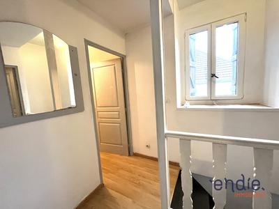 Appartement - 99 m² - 4 pièces