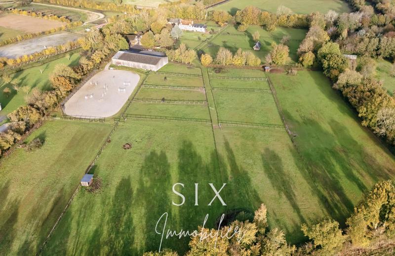 Maison - 180 m² - 5 pièces