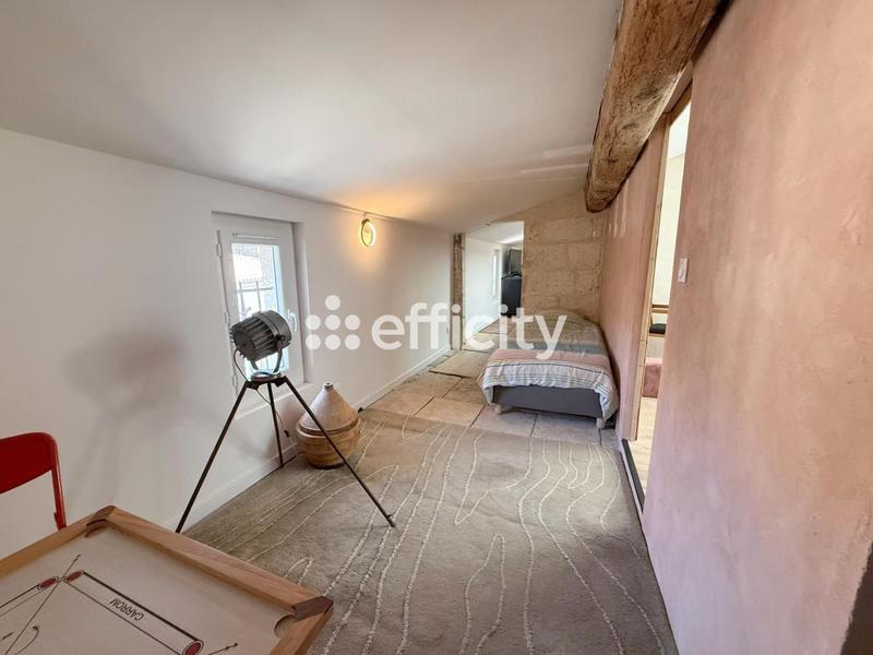 Appartement - 133 m² - 6 pièces