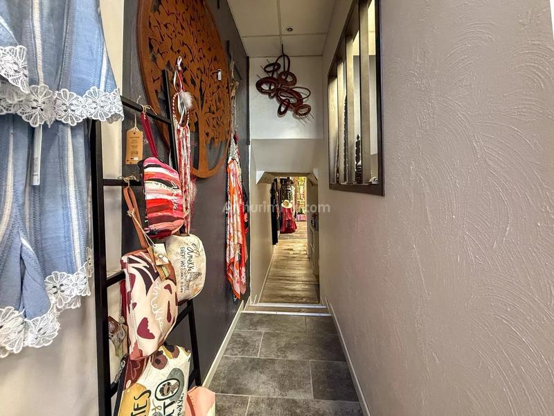 Bureau - 50 m² - 2 pièces