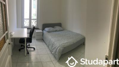 Chambre - 12 m² - 1 pièce