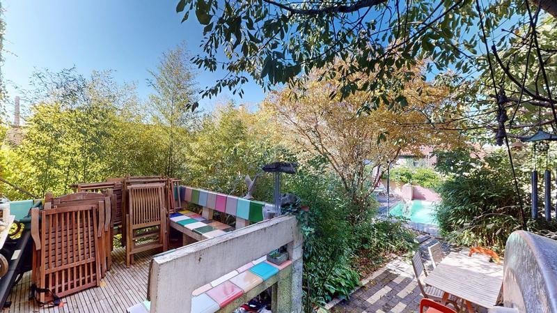 Maison - 158 m² - 8 pièces