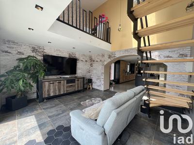 Maison - 360 m² - 9 pièces