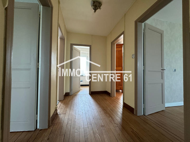 Maison - 121 m² - 5 pièces