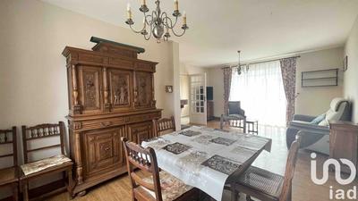 Maison - 96 m² - 5 pièces