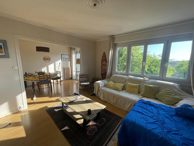 Chambre - 74 m² - 4 pièces