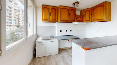 Appartement - 65 m² - 4 pièces