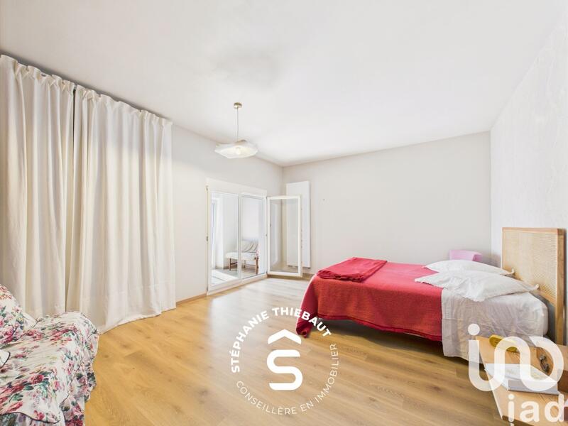 Ferme - 242 m² - 8 pièces