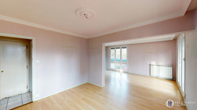 Appartement - 102 m² - 5 pièces