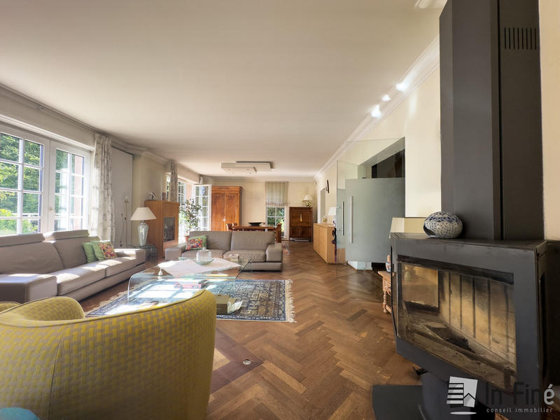 Appartement - 146 m² - 5 pièces