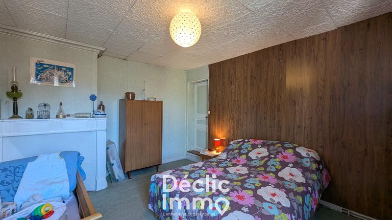 Maison - 250 m² - 10 pièces