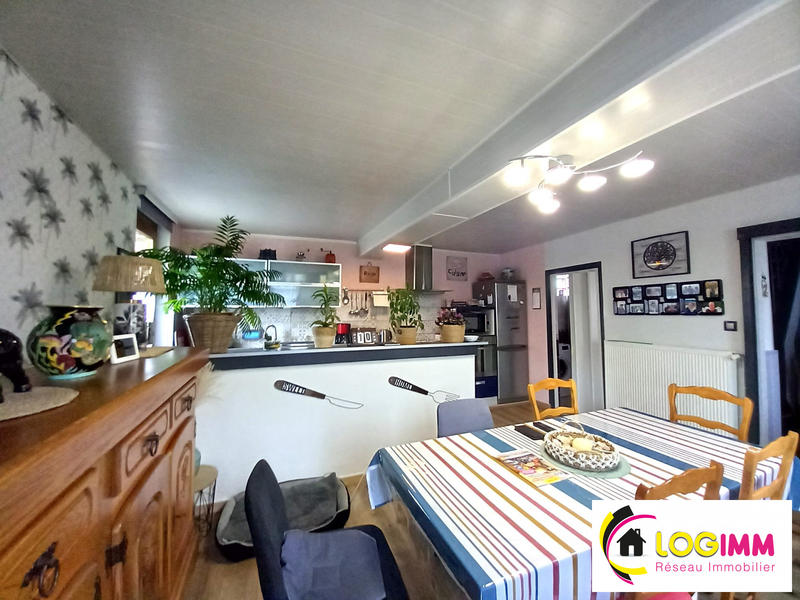 Maison - 101 m² - 5 pièces