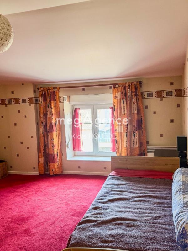 Maison - 161 m² - 5 pièces