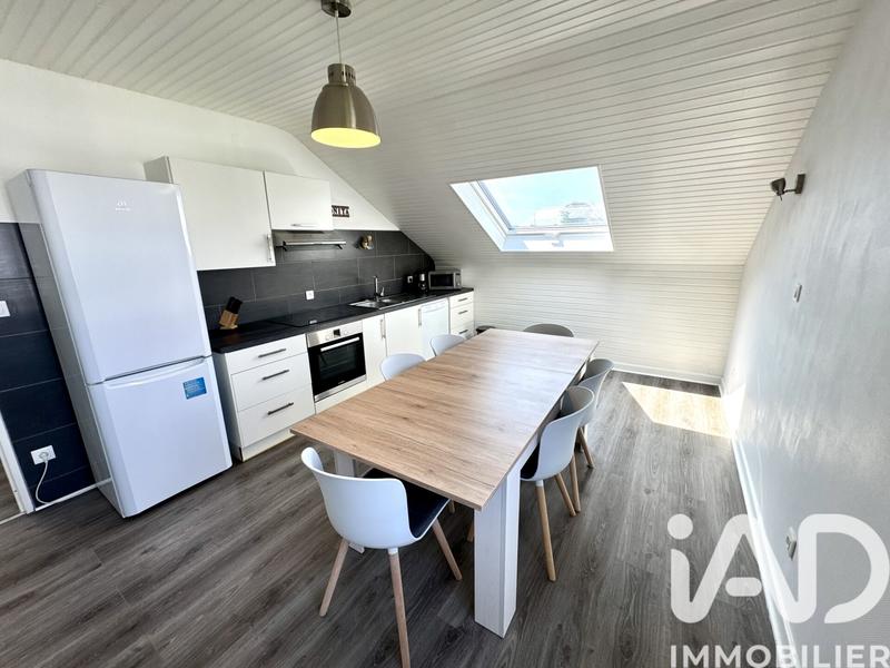 Maison - 201 m² - 7 pièces