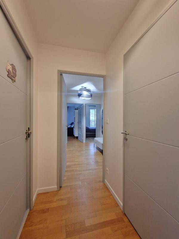 Appartement - 85 m² - 4 pièces