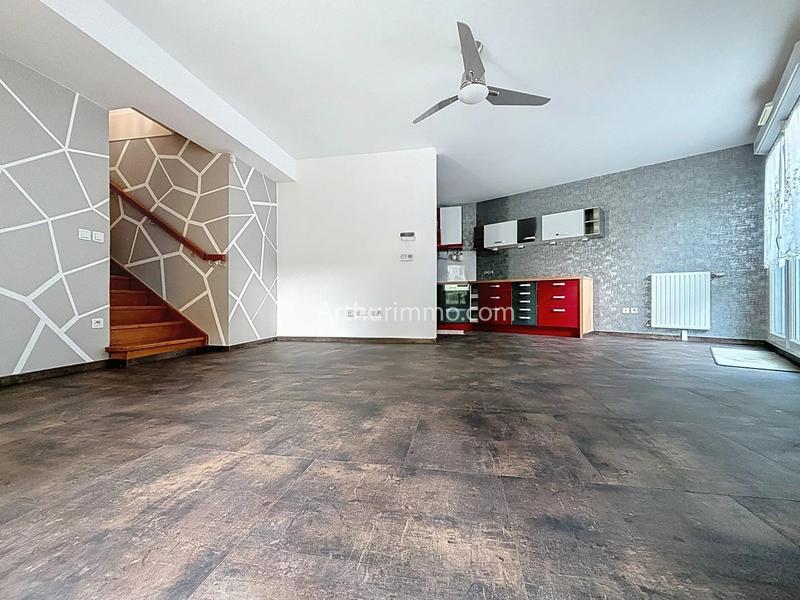 Appartement - 85 m² - 4 pièces