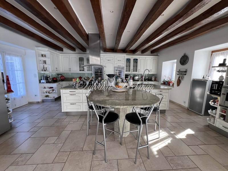 Longère - 500 m² - 8 pièces