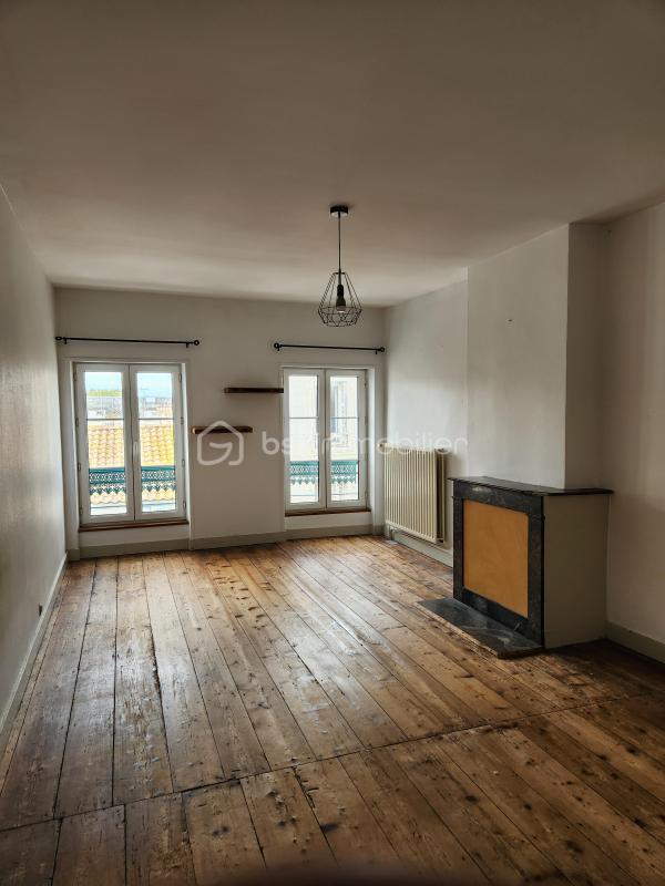 Maison ancienne - 190 m² - 8 pièces