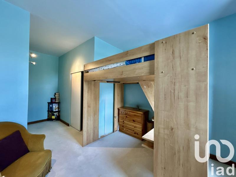 Maison - 229 m² - 9 pièces