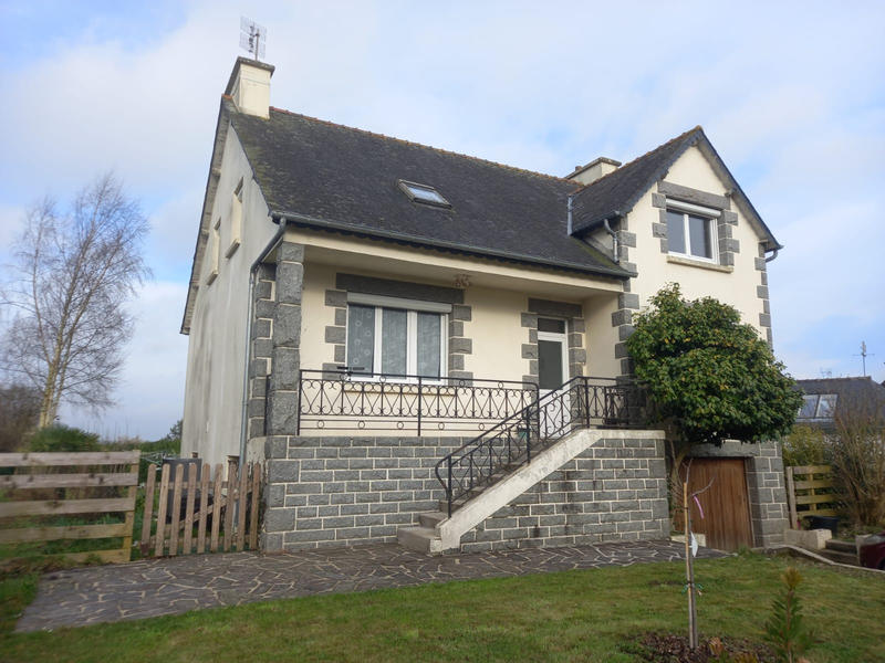 Maison - 128 m² - 8 pièces