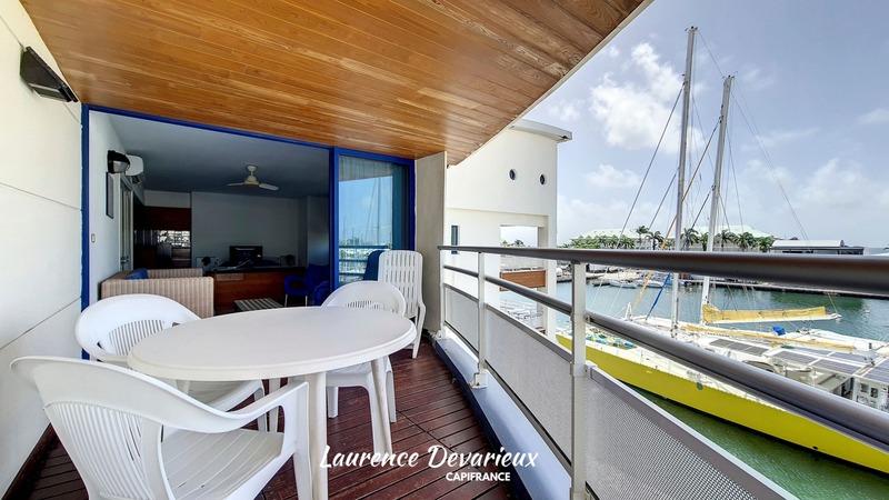 Immeuble - 1 130 m² - 22 pièces