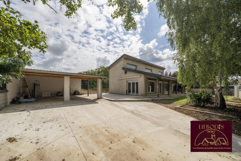 Maison - 190 m² - 5 pièces