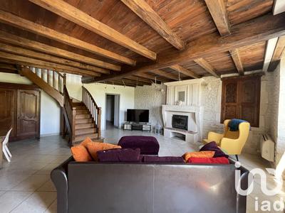 Maison - 213 m² - 5 pièces