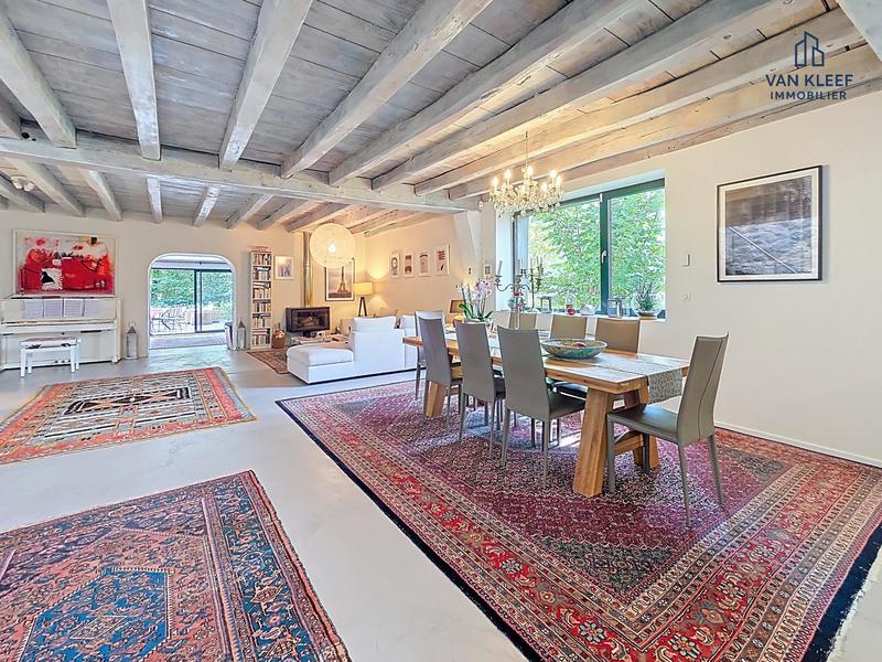 Maison - 187 m² - 5 pièces