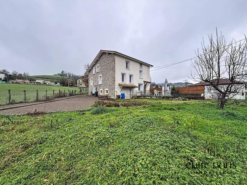 Maison - 140 m² - 5 pièces