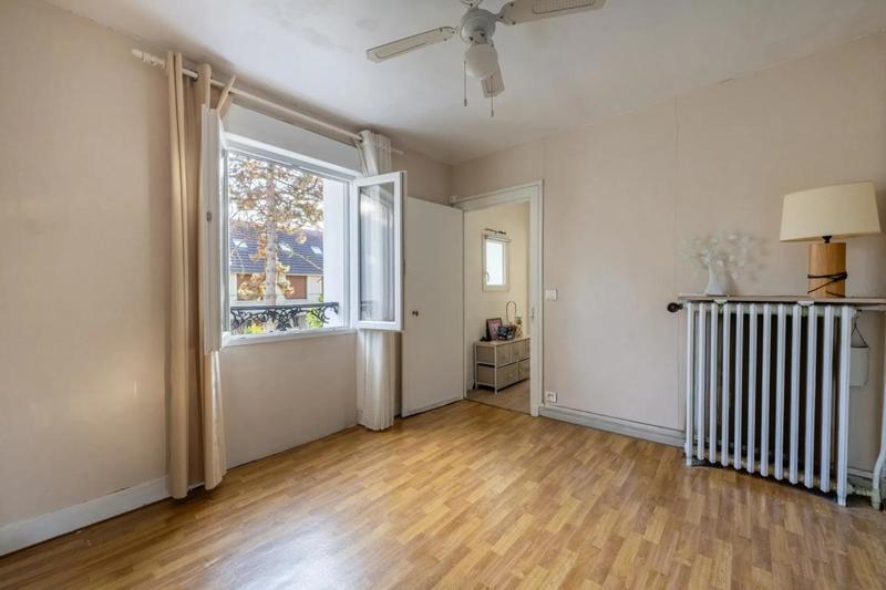 Maison - 85 m² - 5 pièces