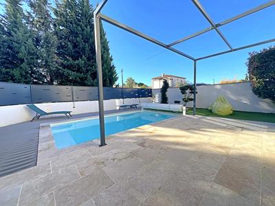 Maison - 102 m² - 5 pièces