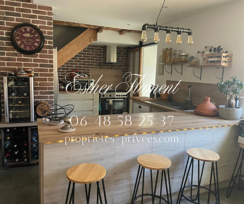 Maison - 397 m² - 10 pièces