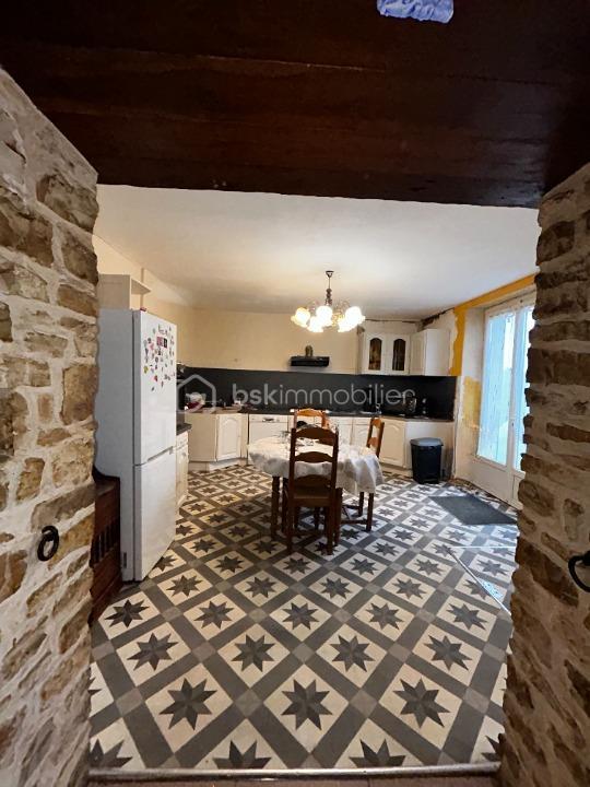 Maison de village - 190 m² - 12 pièces