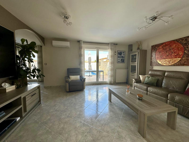 Villa - 96 m² - 4 pièces