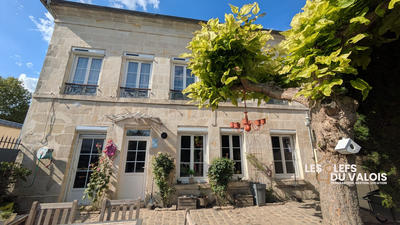 Maison - 165 m² - 8 pièces