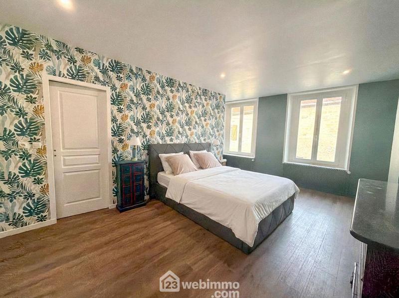 Maison de village - 130 m² - 6 pièces