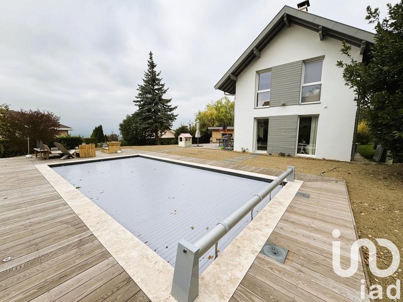 Maison - 190 m² - 6 pièces
