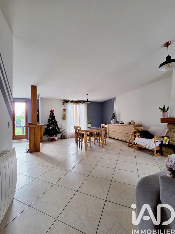 Maison - 93 m² - 4 pièces
