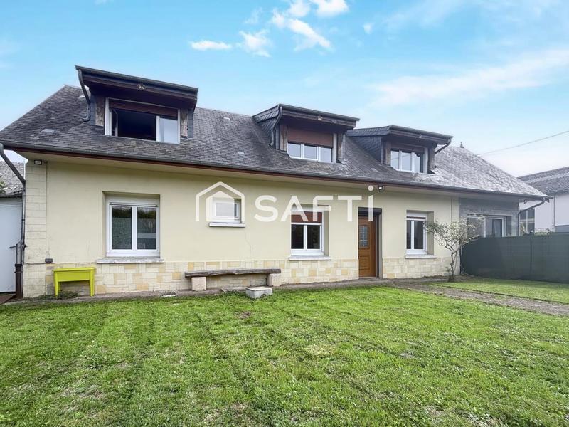 Maison - 222 m² - 8 pièces