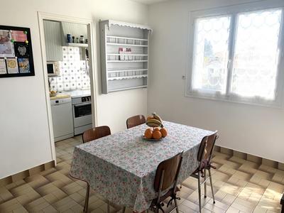 Maison - 97 m² - 5 pièces