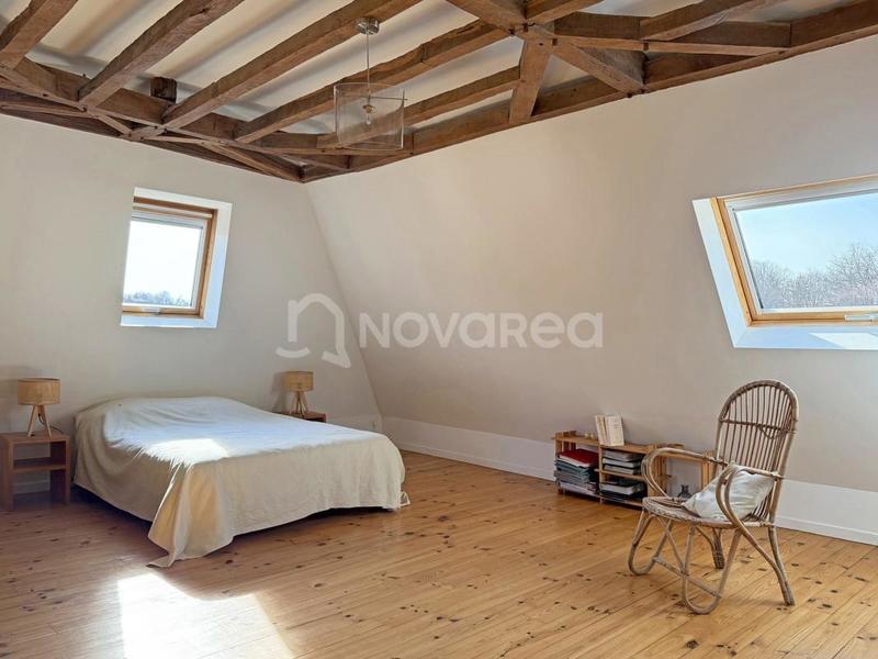 Propriété - 490 m² - 12 pièces