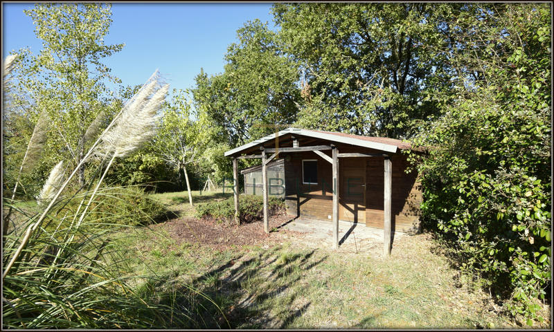 Maison - 180 m² - 5 pièces