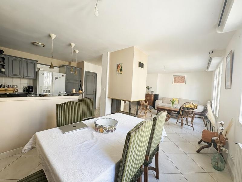 Appartement - 76 m² - 3 pièces