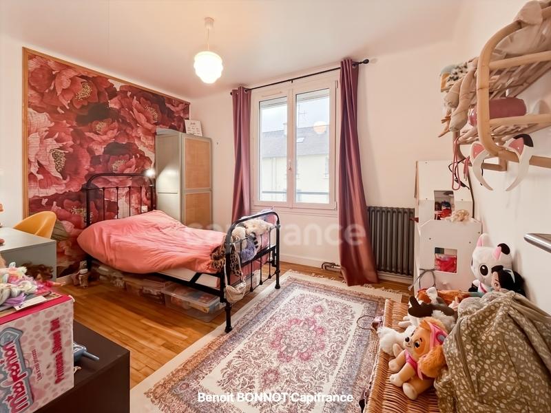 Maison - 111 m² - 5 pièces