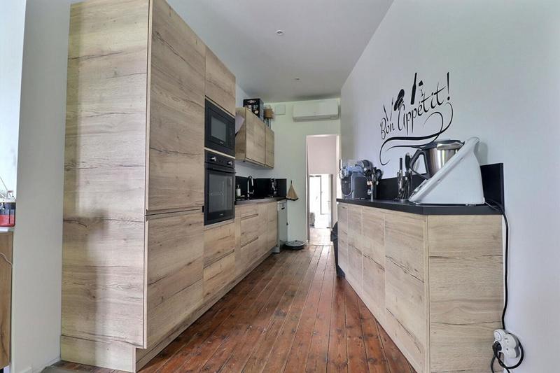 Immeuble - 150 m² - 9 pièces