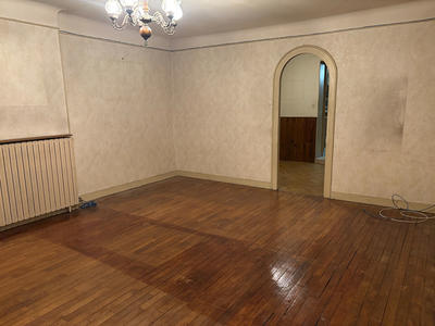 Maison - 213 m² - 7 pièces