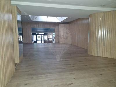 Local commercial - 270 m² - 6 pièces