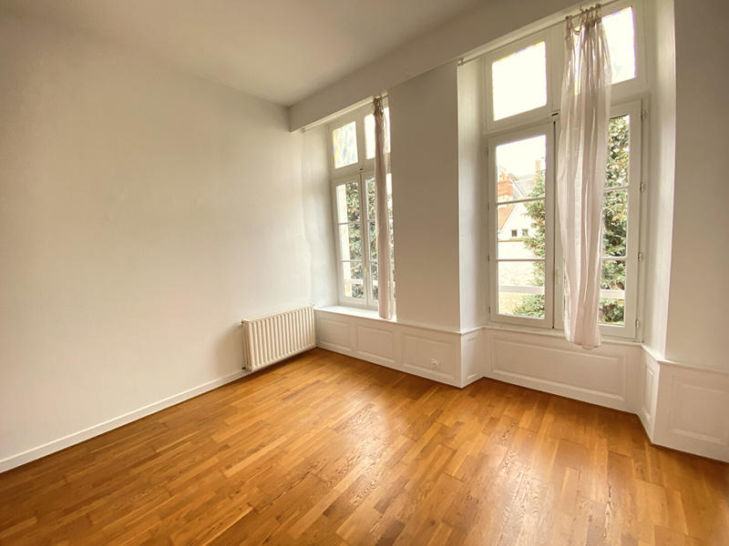 Appartement - 98 m² - 4 pièces