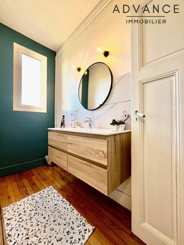 Maison - 315 m² - 12 pièces