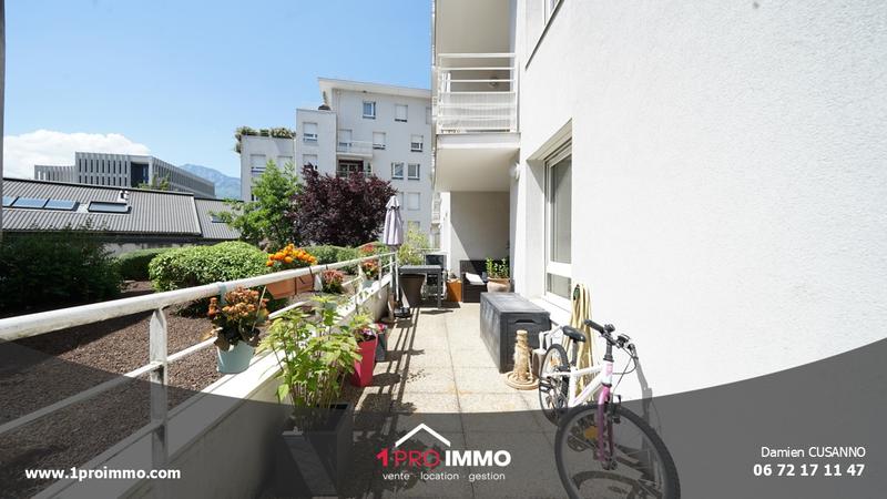 Appartement - 79 m² - 4 pièces